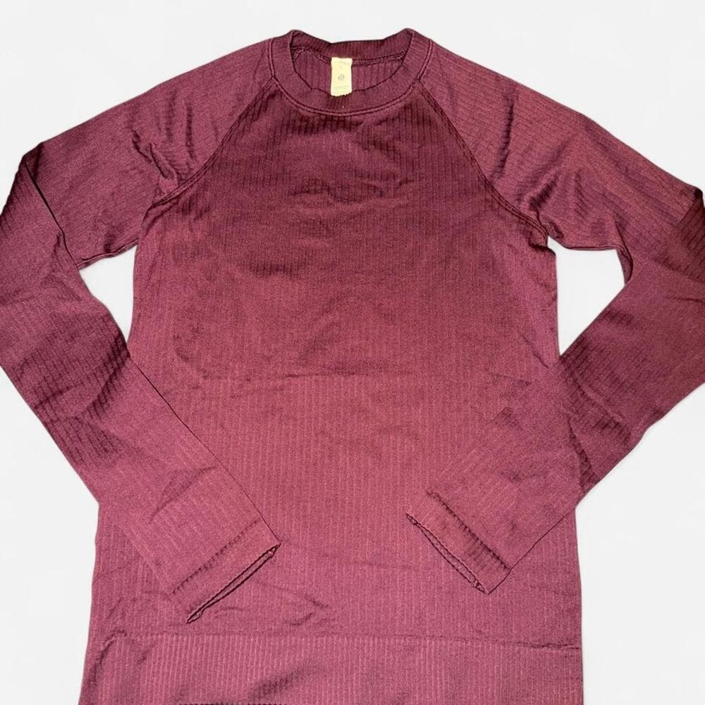 Lululemon Women's Burgundy and Red Shirt
